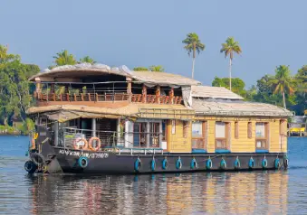 houseboat in kollam